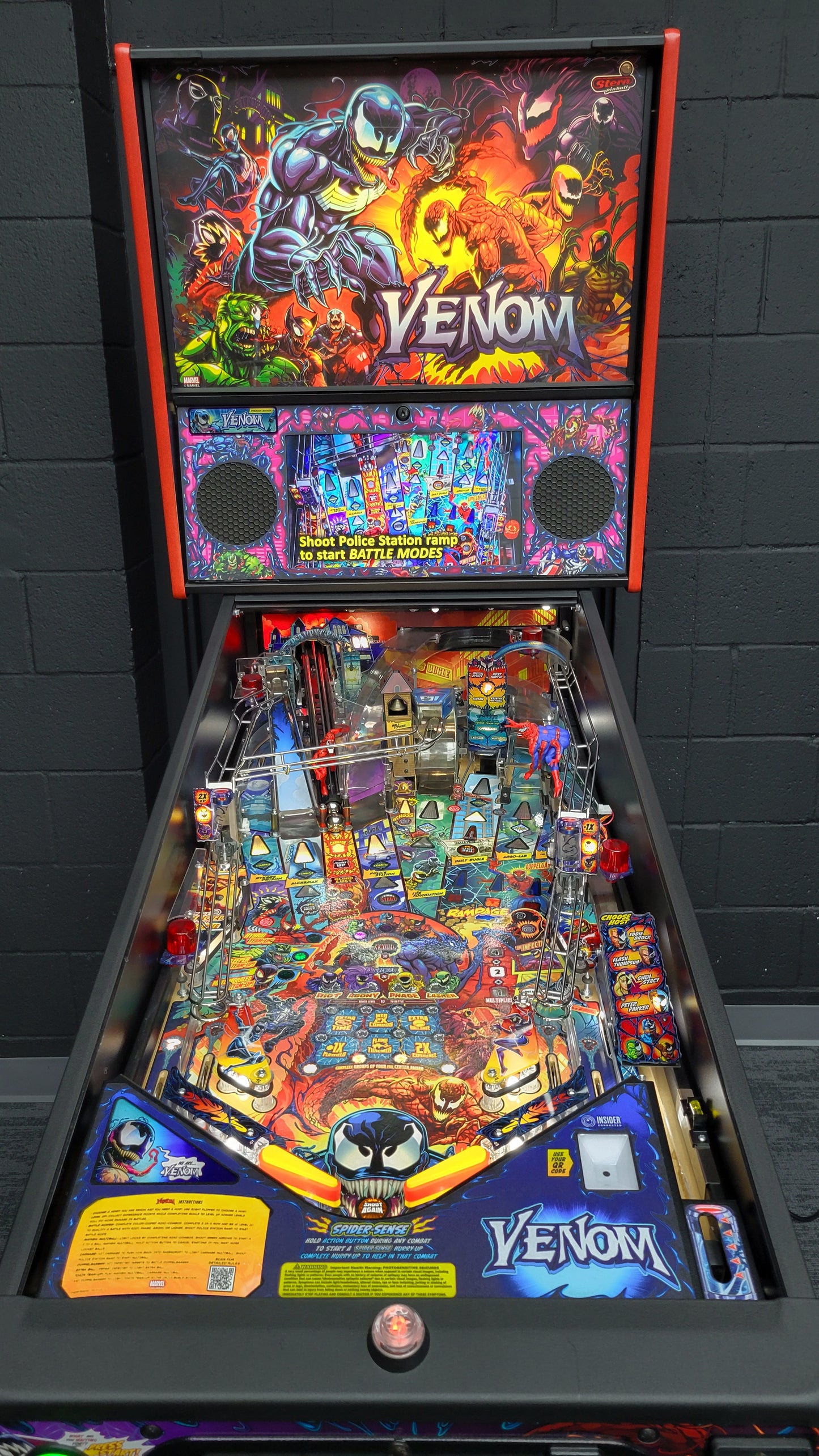 Venom Premium Pinball Machine