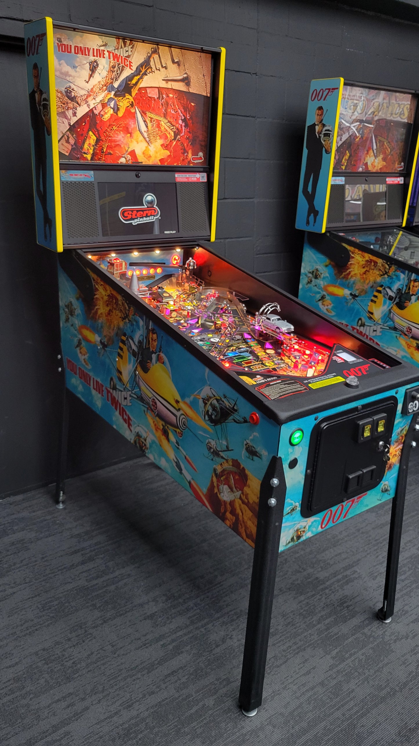 James Bond 007 Premium HUO