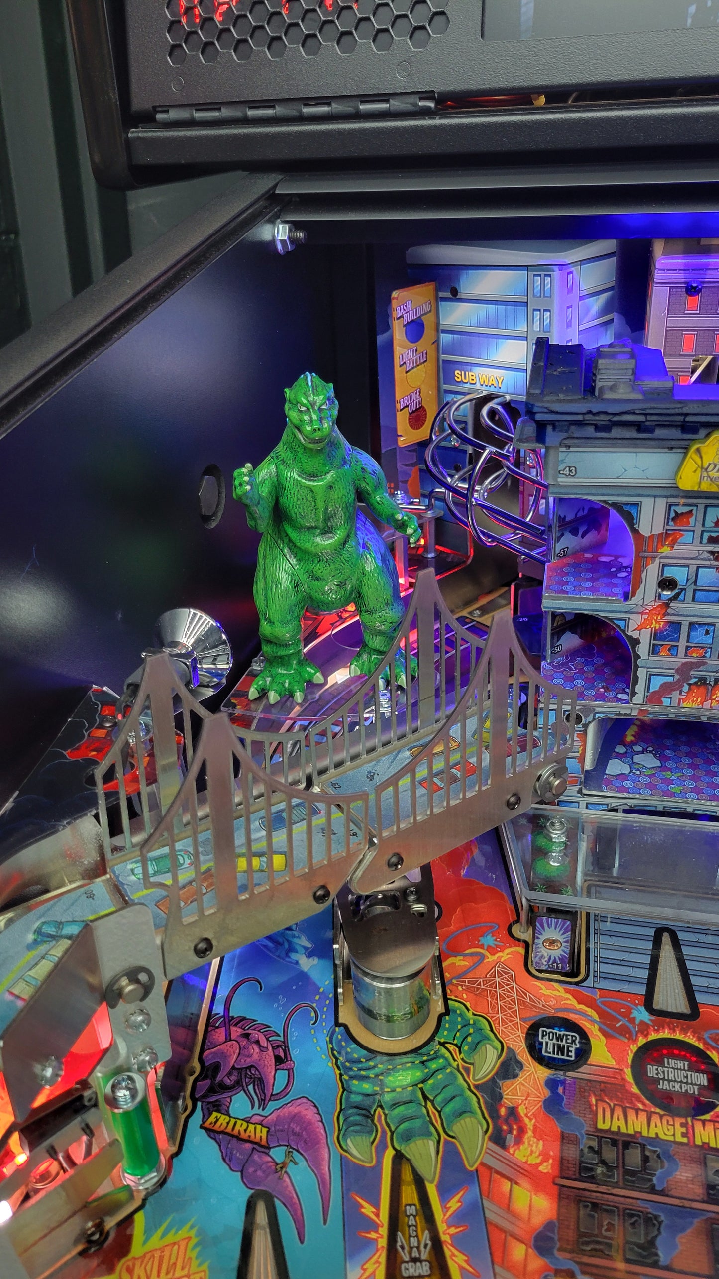 Stern Godzilla Premium Pinball