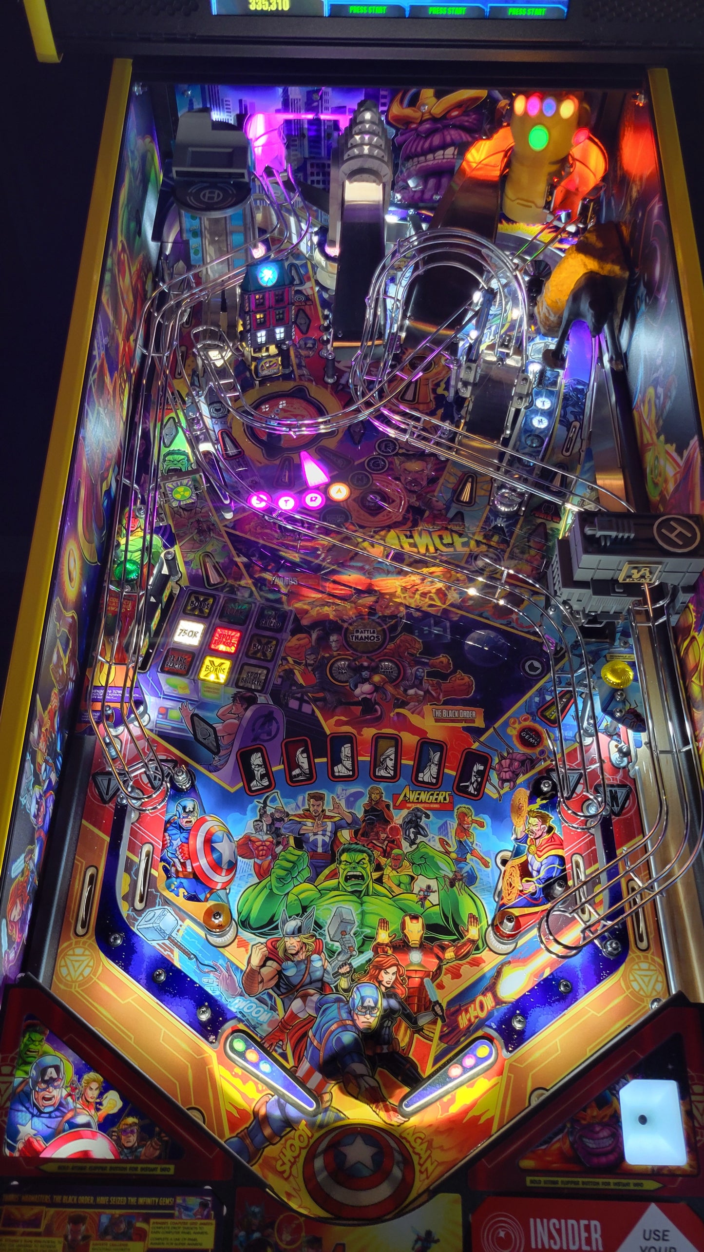 Stern The Avengers Infinity Quest Premium Pinball HUO