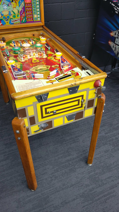 Gottlieb 1957 Royal Flush Vintage Pinball