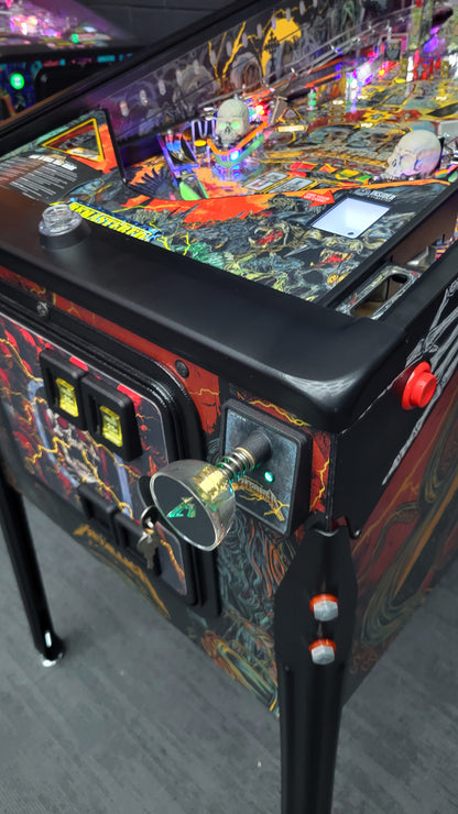 Stern Metallica Remastered LE Pinball HUO