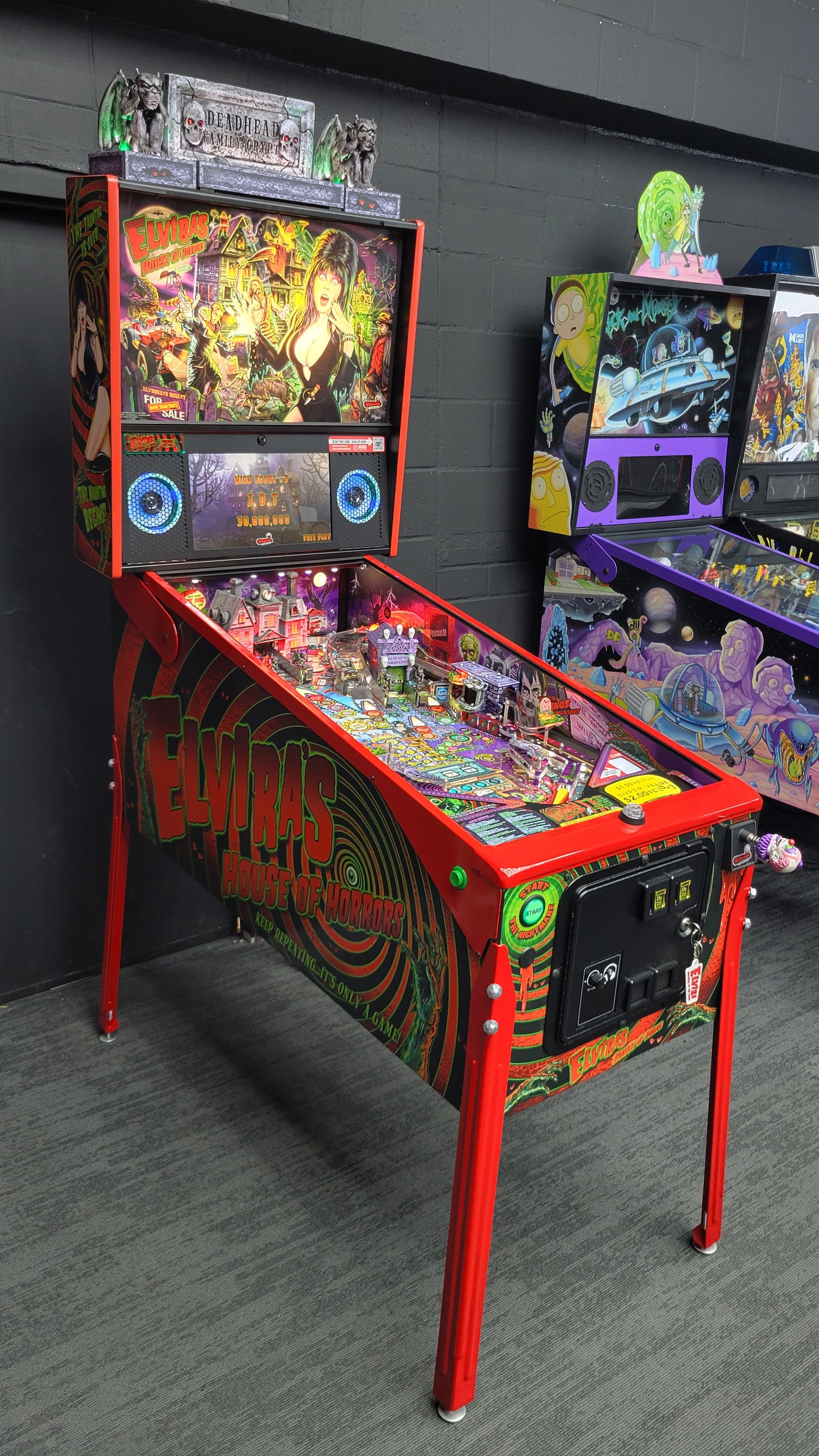 Elvira House of Horrors Premium Custom HUO Pinball Loaded!